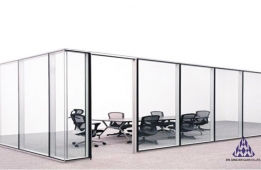 Fireproof glass partition and fireproof door system